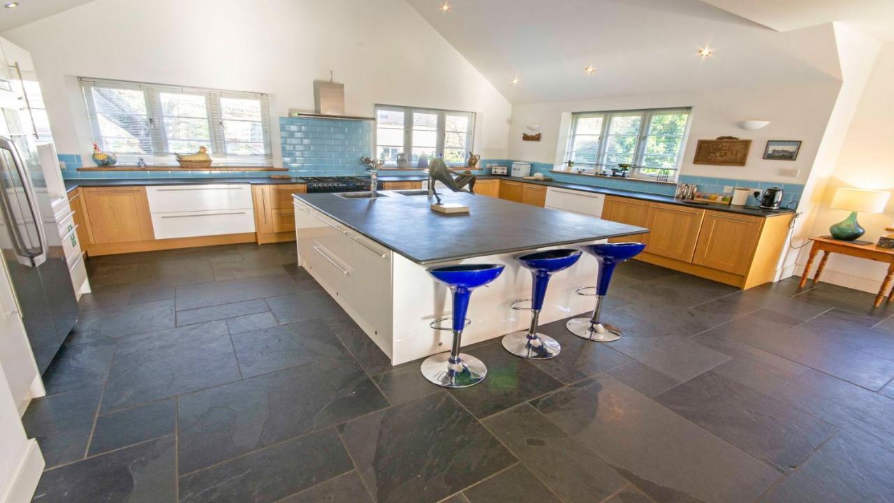 Crowborough Farm - Impressive & Sophisicated Home Surrounded By Unspoilt Countryside In Georgeham - Dog Friendly, Sleeps 14 Zewnętrze zdjęcie